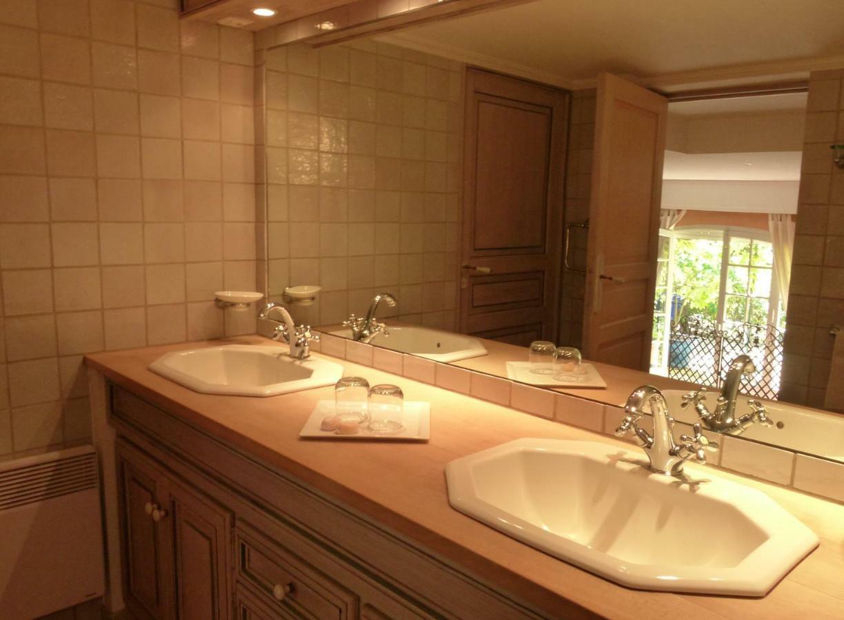 Bed and Breakfast Le Bastidon Saint-Michel Sainte-Maxime Esterno foto