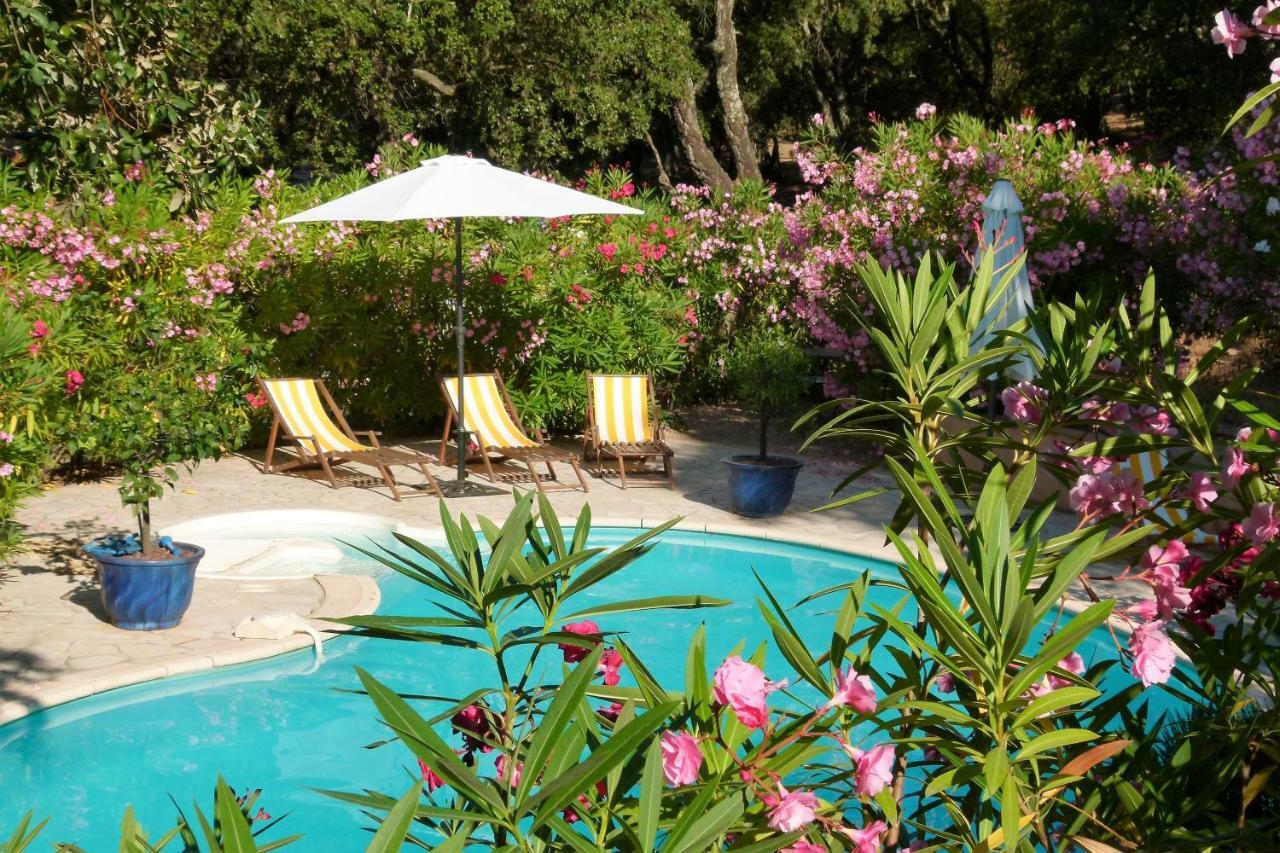 Bed and Breakfast Le Bastidon Saint-Michel Sainte-Maxime Esterno foto
